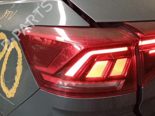 Used Left taillight VW T-ROC (A11, D11) 1.0 TSI (110 hp) 32998646