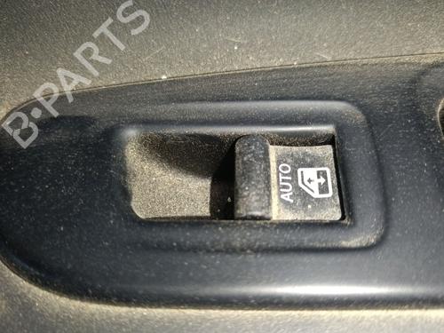 Højre bagtil elrude kontakt Højre bagtil elrude kontakt JEEP RENEGADE SUV (BU, B1, BV) 1.0 T-GDi (120 hp) 37073195 37073195