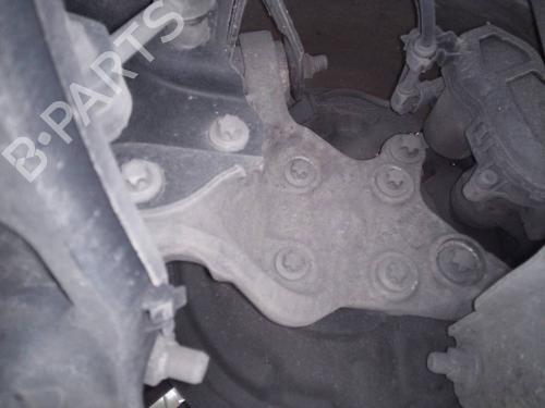 Used Right rear steering knuckle MERCEDES-BENZ A-CLASS (W176) A 200 CDI / d (176.008) (136 hp) 7296287