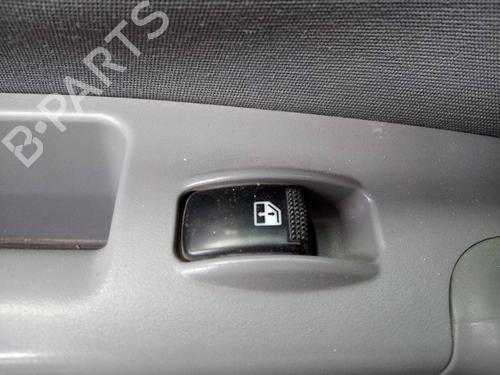 Used Left rear window switch KIA SORENTO I (JC) 2.5 CRDi 4WD (140 hp) 17010552