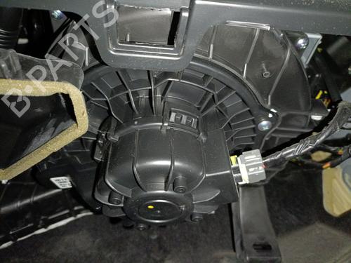 Used Heater blower motor HYUNDAI TUCSON (TL, TLE) 1.7 CRDi (116 hp) 32059314