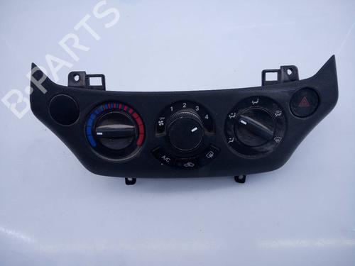 Used Climate control CHEVROLET AVEO / KALOS Hatchback (T250, T255) 1.4 (101 hp) 3143025