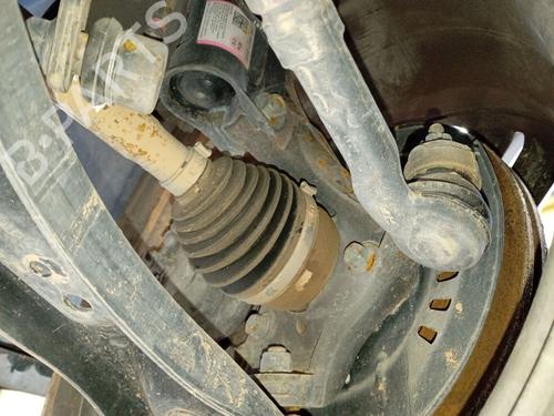 Used Right front steering knuckle HYUNDAI KONA (OS, OSE, OSI) 1.0 T-GDi (120 hp) 30831713