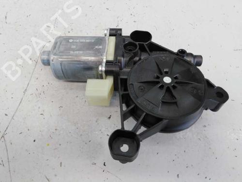 Left front window motor SKODA OCTAVIA III (5E3, NL3, NR3) 2.0 TDI | BP6157374E21 