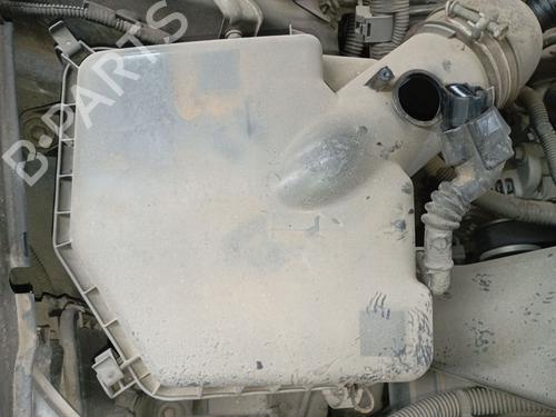 Used Air filter box LEXUS IS II (_E2_) 220d (ALE20) (177 hp) 31952603