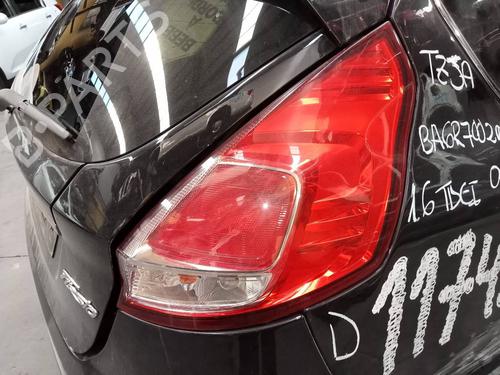 Højre baglygte FORD FIESTA VI (CB1, CCN) 1.6 TDCi (95 hp) 15726381