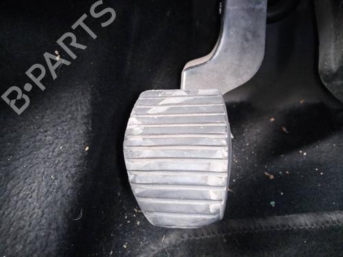Used Clutch pedal PEUGEOT 208 I (CA_, CC_) 1.2 VTI 82 (82 hp) 16868270