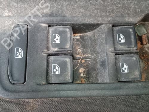 Comutador vidro frente esquerdo VW TIGUAN (AD1, AX1) 1.5 TSI (150 hp) 31333647