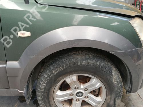 front-right-wheel-arch-trim-kia-sorento-i-jc-2002-2003-2004-2005-2006-2007-2008-2009-2010-2011-38235487 main image