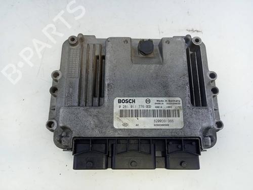 Used Engine control unit (ECU) RENAULT SCÉNIC II (JM0/1_) [2003-2010]  19181620