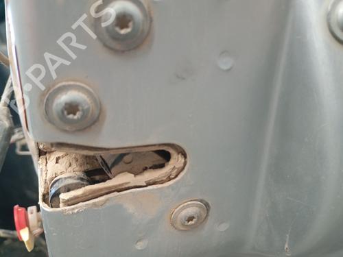 Højre bagtil lås LAND ROVER DISCOVERY II (L318) [1998-2004]  32319111