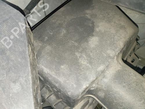 Used Air filter box Air filter box 37444575 37444575