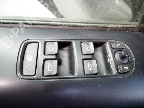 Used Left front window switch LAND ROVER FREELANDER 2 (L359) [2006-2015]  19108205