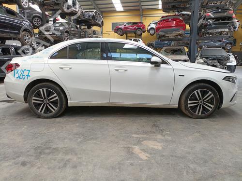 Brugte MERCEDES-BENZ A-CLASS Saloon (V177) A 250 e (177.186) (218 hp) 2433144