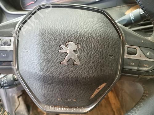 Driver airbag PEUGEOT 208 II (UB_, UP_, UW_, UJ_) 1.2 PureTech 75 BP28097742C9