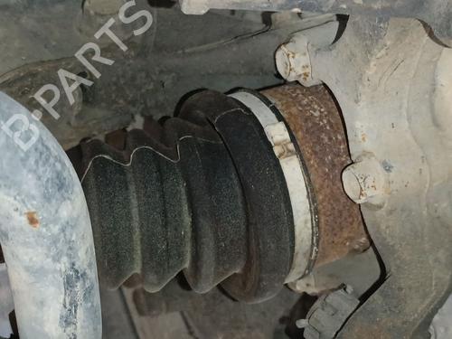 Used Left front driveshaft Left front driveshaft SUZUKI GRAND VITARA II (JT, TE, TD) 1.9 DDiS All-wheel Drive (JT419, TD44, JB419WD, JB419XD,... (129 hp) 34439567 34439567
