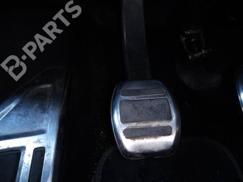 Used Clutch pedal Clutch pedal PEUGEOT 3008 II SUV (MC_, MR_, MJ_, M4_) 2.0 BlueHDi 150 (MJAHXH, MJAHXV, MJAHXG, MJAHSH, MJAHRH,... (150 hp) 11105945 11105945
