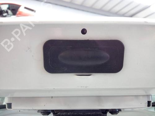 Used Tailgate handle RENAULT MEGANE III Hatchback (BZ0/1_, B3_) 1.5 dCi (86 hp) 17010405