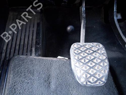 Used Clutch pedal BMW X3 (E83) 2.0 d (150 hp) 10554219