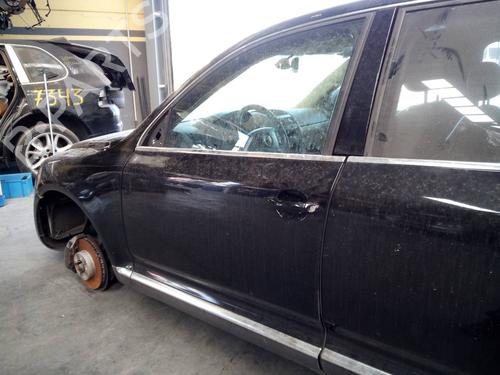 Left front door VW TOUAREG (7LA, 7L6, 7L7) 3.0 V6 TDI | BP14453972C2 