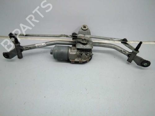 Used Front wiper motor BMW X3 (F25) xDrive 20 d (184 hp) 5212416