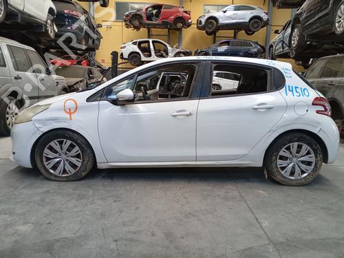 Glove box PEUGEOT 208 I (CA_, CC_) | BP31175459C95