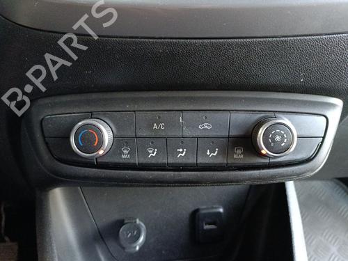 Used Climate control OPEL CROSSLAND X / CROSSLAND (P17, P2QO) 1.2 (75) (110 hp) 28125518