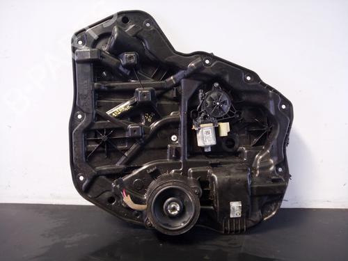 Rudehejsemekanisme Højre bagtil Rudehejsemekanisme Højre bagtil INEOS GRENADIER Closed Off-Road Vehicle 3.0 TTD 4x4 (GEC) (249 hp) 33649782 33649782