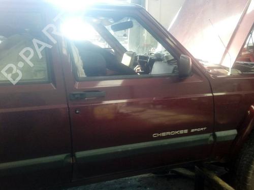Used Right front door JEEP CHEROKEE (XJ) [1983-2001]  18143165