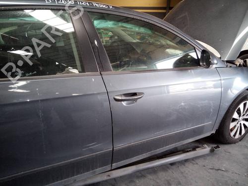 Right front door VW PASSAT B6 (3C2) 2.0 TDI 16V | BP21572578C3 