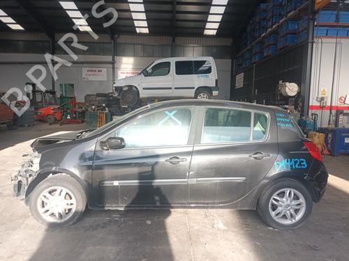 Brugte RENAULT CLIO III (BR0/1, CR0/1) 1.5 dCi (C/BR0G, C/BR1G) 4789237