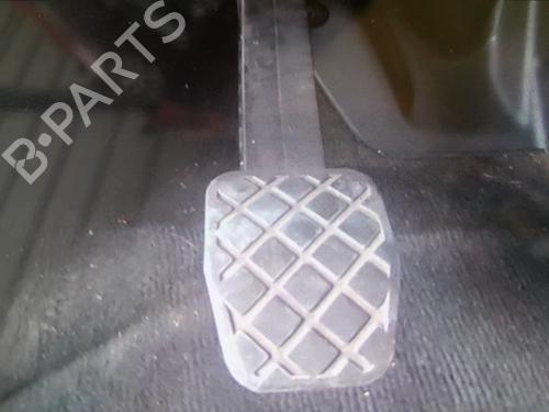 Used Clutch pedal VW PASSAT B6 (3C2) 2.0 TDI 16V (140 hp) 26291583