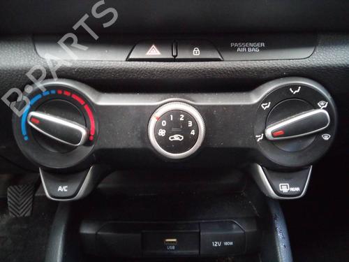 AC Styreenhet / Manøvreringsenhet KIA STONIC (YB)  | BP19803453I5 