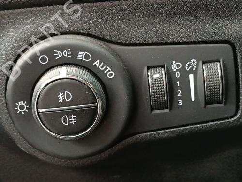 Used Headlight switch JEEP COMPASS (MP, M6, MV, M7) 1.4 MultiAir (140 hp) 30833621