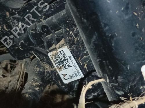 Venstre bremsekaliber bag Venstre bremsekaliber bag VW CADDY V Box Body/MPV (SBA, SBH) 2.0 TDi (102 hp) 33268801 33268801