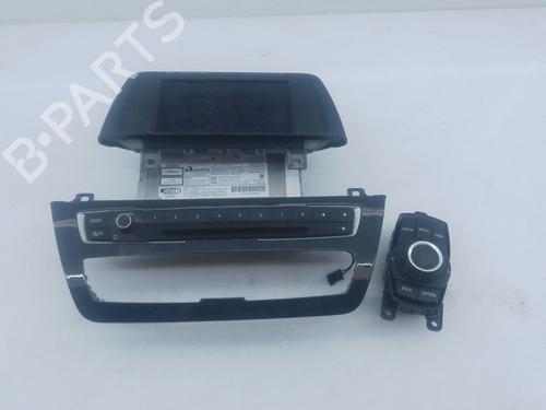 Used Radio Radio 17920977 17920977