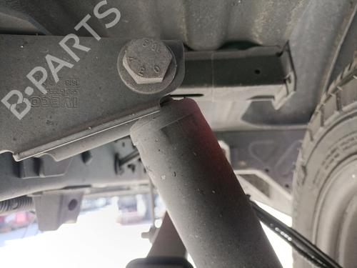 Używane Amortyzator tylny prawy Amortyzator tylny prawy IVECO DAILY VI Van 35S18, 35C18, 40C18, 42S18, 50C18, 60C18, 65C18, 70C18 (175 hp) 37260517 37260517