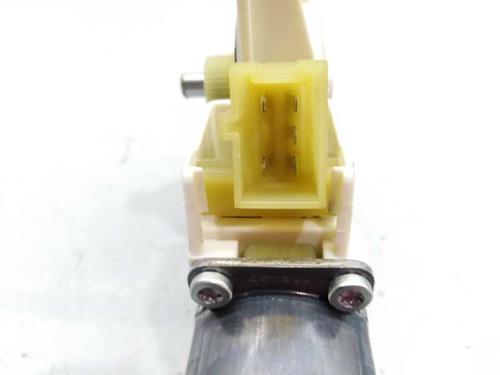 Right front window motor MERCEDES-BENZ C-CLASS (W204)  | BP2136339E20 