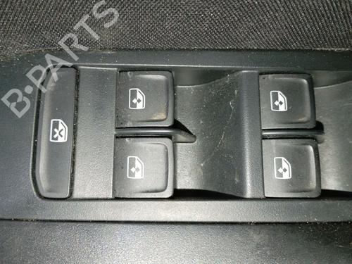 Used Left front window switch Left front window switch SKODA KAMIQ (NW4) 1.0 TSI (110 hp) 33235517 33235517