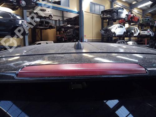 Used Third brake light Third brake light LAND ROVER RANGE ROVER SPORT I (L320) 3.6 D 4x4 (272 hp) 9829493 9829493