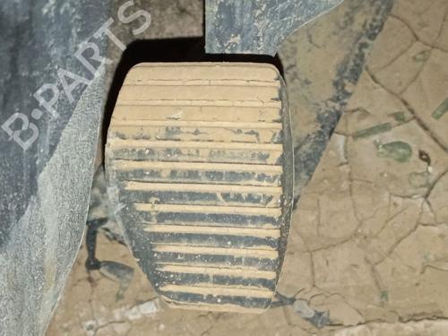 Used Clutch pedal PEUGEOT 208 I (CA_, CC_) [2012-2021]  31176467