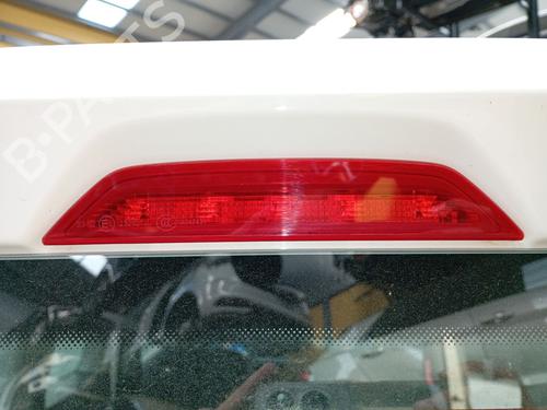 Used Third brake light Third brake light VW CADDY V Box Body/MPV (SBA, SBH) 2.0 TDi (102 hp) 33264043 33264043