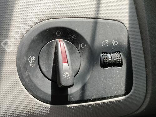 Used Headlight switch SEAT IBIZA IV SC (6J1, 6P5) 1.2 (70 hp) 9697082