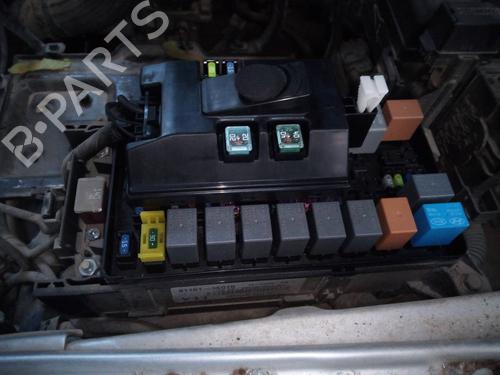 Used Fuse box KIA SORENTO I (JC) 2.5 CRDi (163 hp) 17013857
