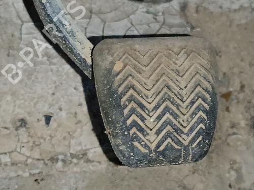Used Break pedal Break pedal TOYOTA AURIS (_E15_) 1.4 D-4D (NDE150_, NDE150R) (90 hp) 40085440 40085440