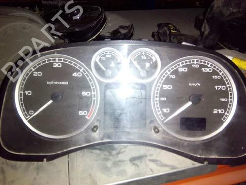 Used Instrument cluster PEUGEOT 307 (3A/C) [2000-2012]  2961039