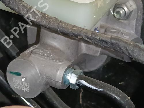 Used Brake master cylinder BMW X6 (F16, F86) xDrive 30 d (258 hp) 27491042