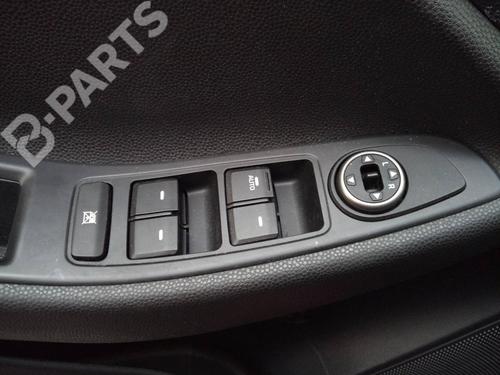 Used Left front window switch Left front window switch HYUNDAI i20 II (GB, IB) 1.4 CRDi (90 hp) 9957915 9957915