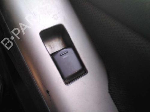 Used Right rear window switch NISSAN PATHFINDER III (R51) 2.5 dCi (174 hp) 17007711