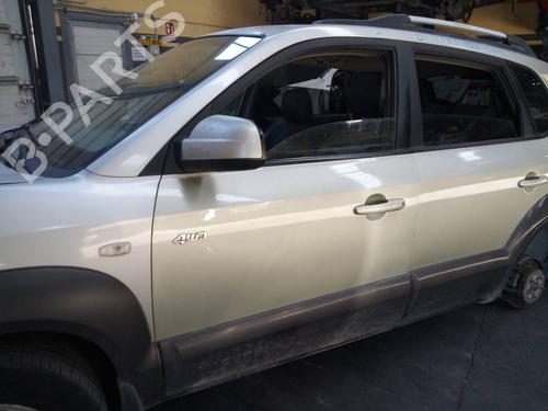 Left front door HYUNDAI TUCSON (JM) 2.0 CRDi | BP16081301C2 